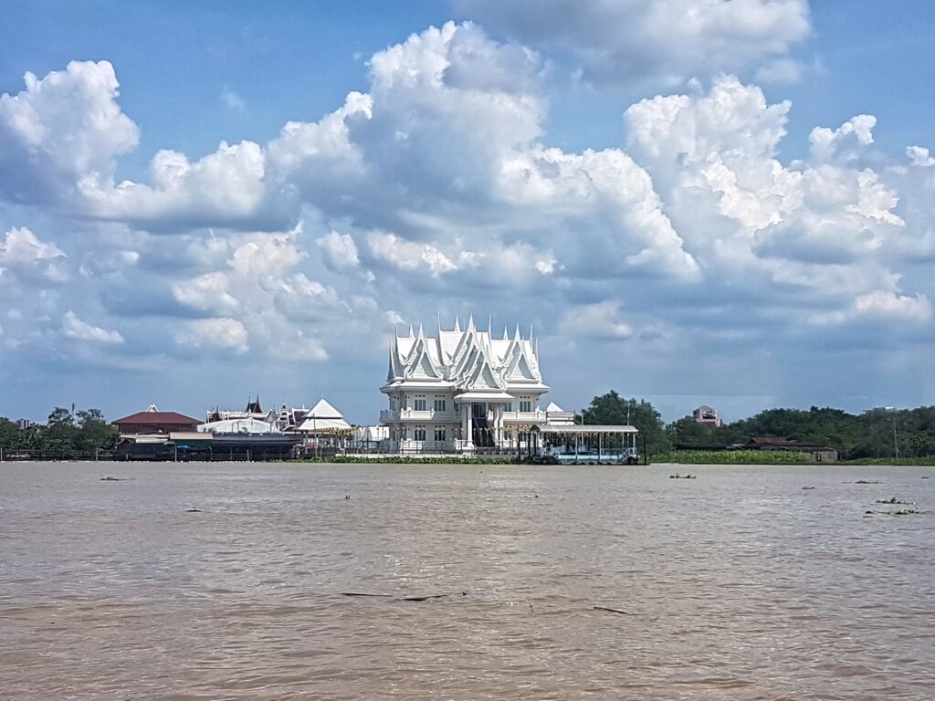 Thai Temple from Chao Phraya river, Bangkok